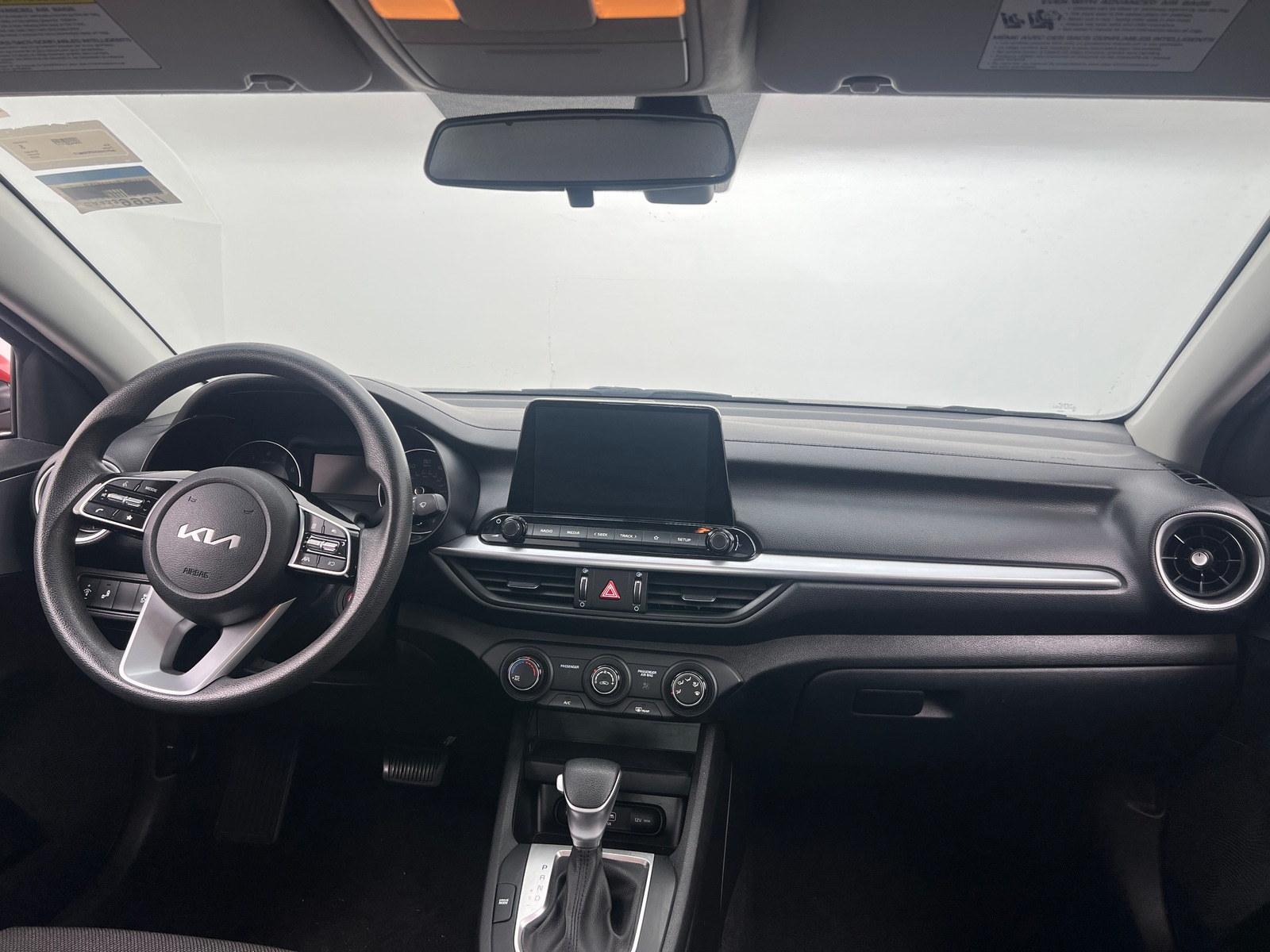 Thumbnail: 2023 Kia Forte - 3