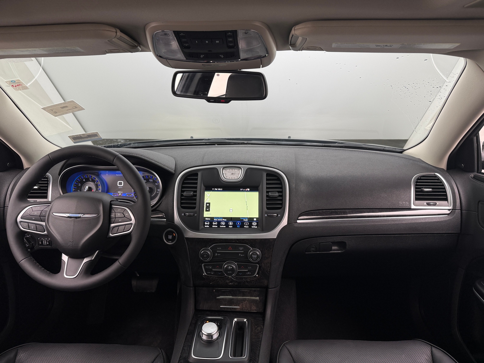 Thumbnail: 2023 Chrysler 300 - 2