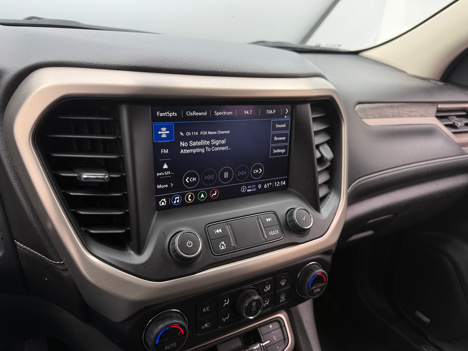 Thumbnail: 2023 GMC Acadia - 3