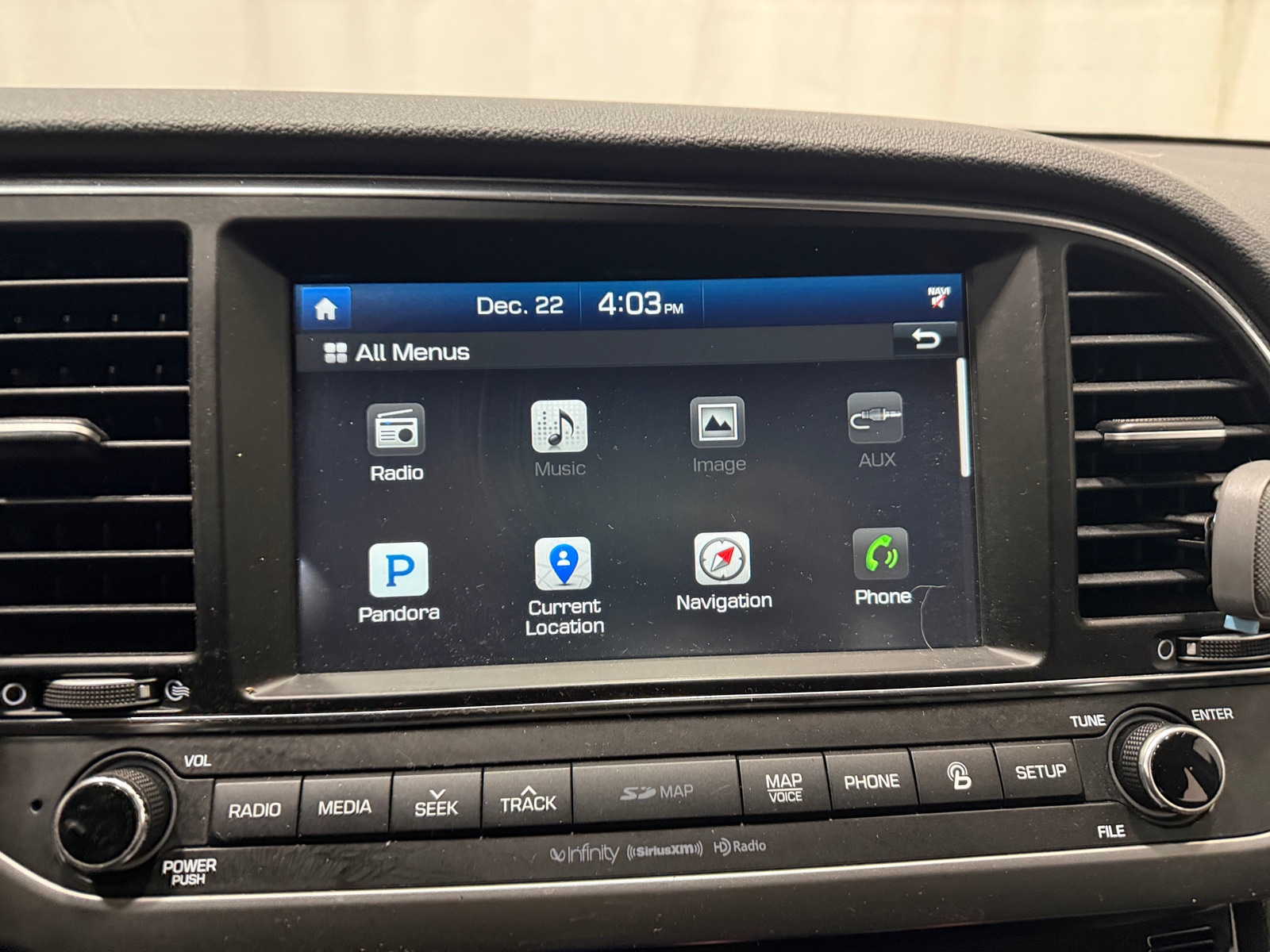 Thumbnail: 2017 Hyundai Elantra - 3