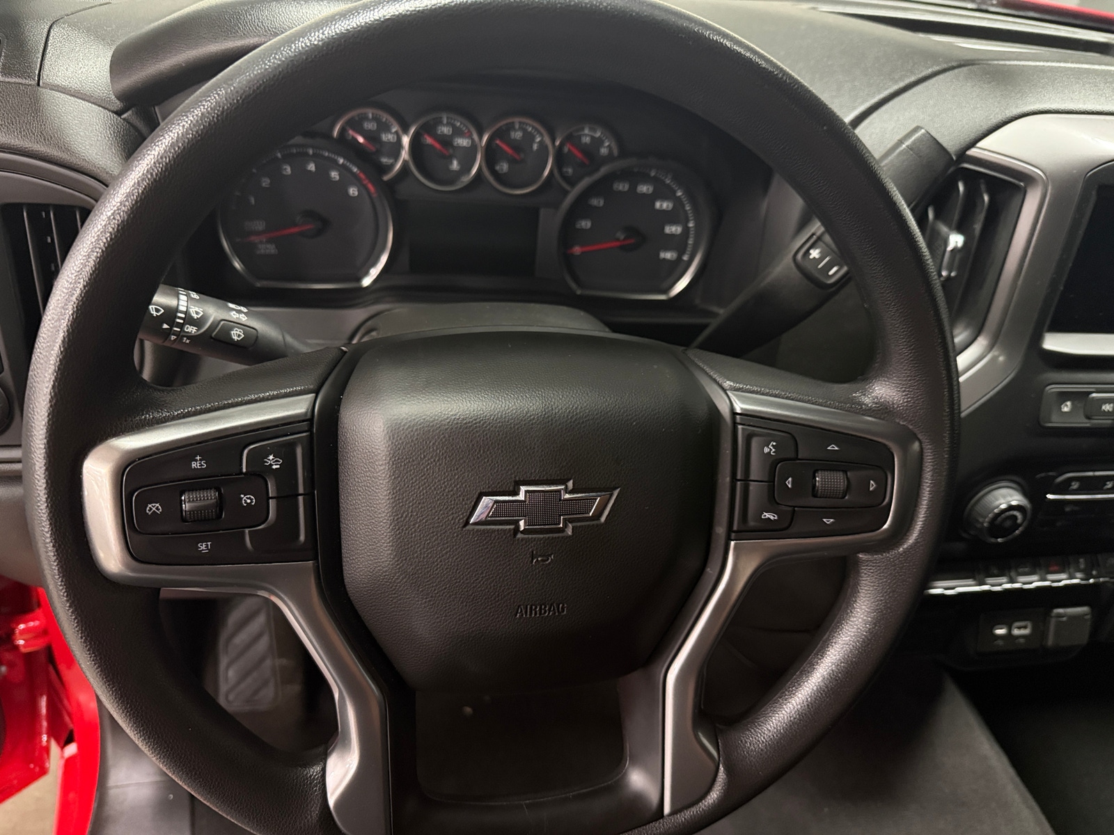 Thumbnail: 2022 Chevrolet Silverado 1500 - 5