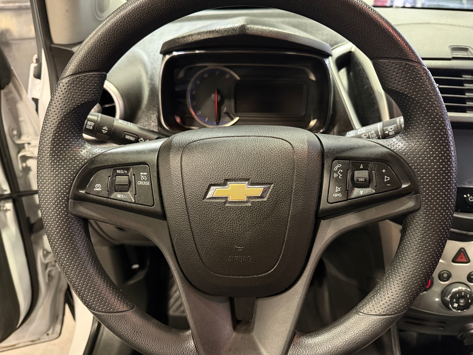 Thumbnail: 2016 Chevrolet Trax - 5