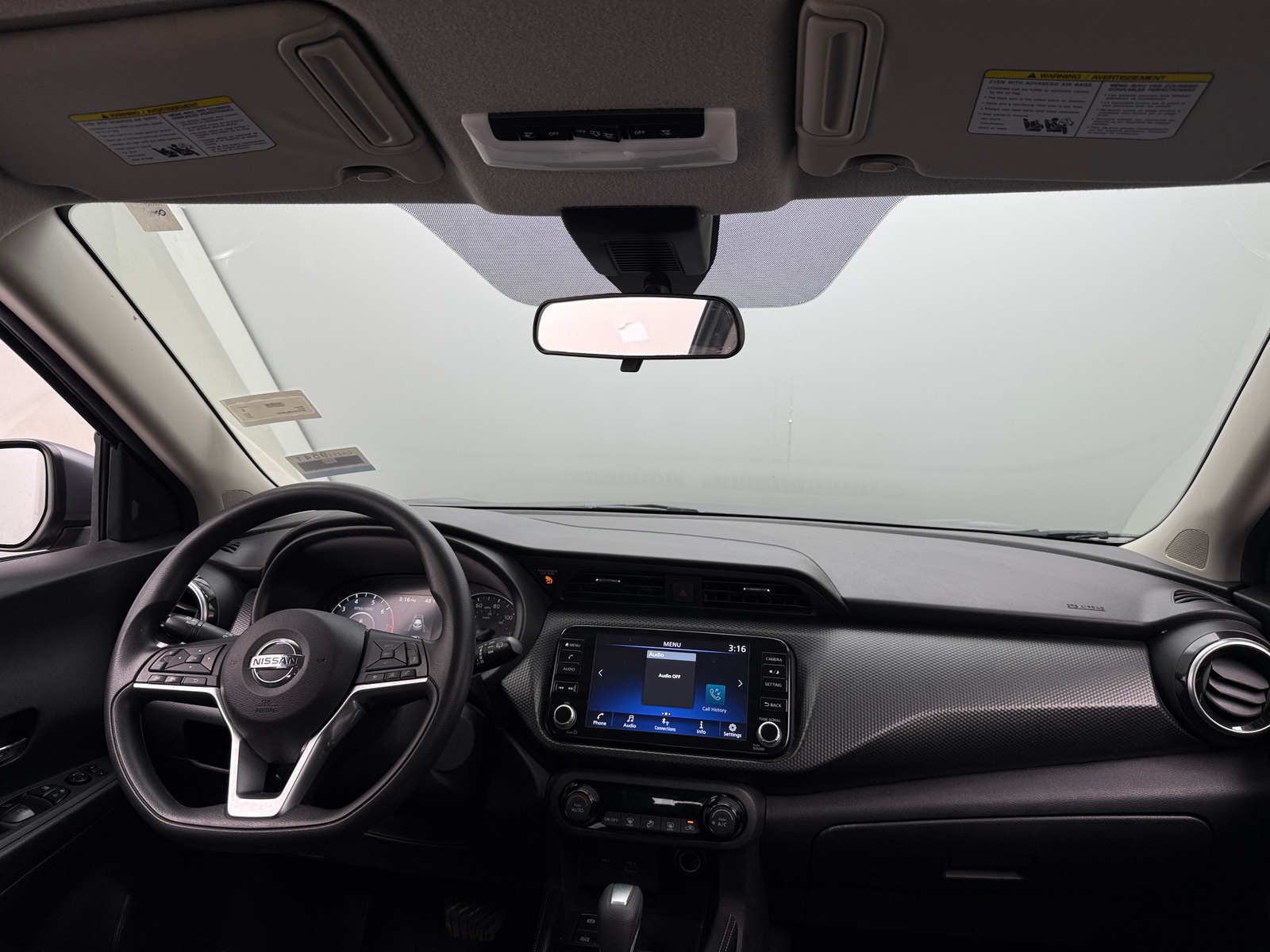 Thumbnail: 2021 Nissan Kicks - 3