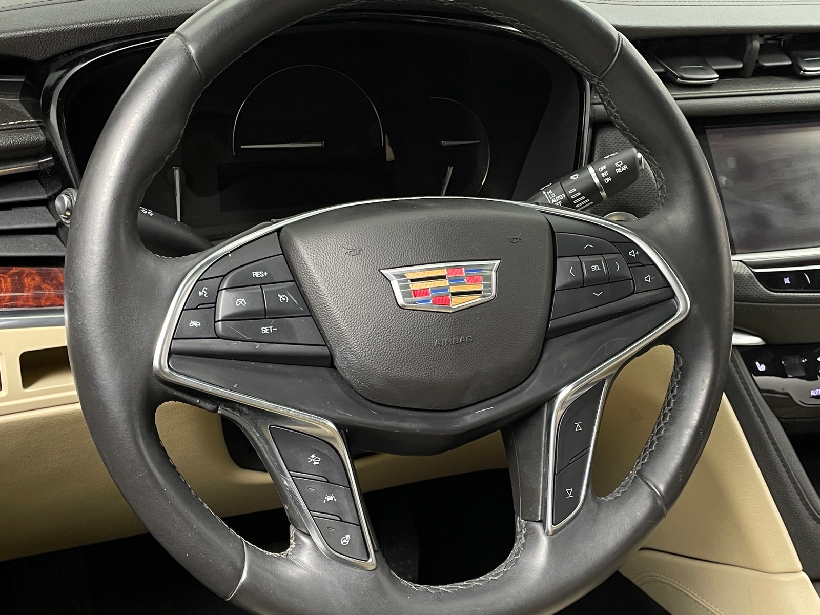 Thumbnail: 2018 Cadillac XT5 - 4