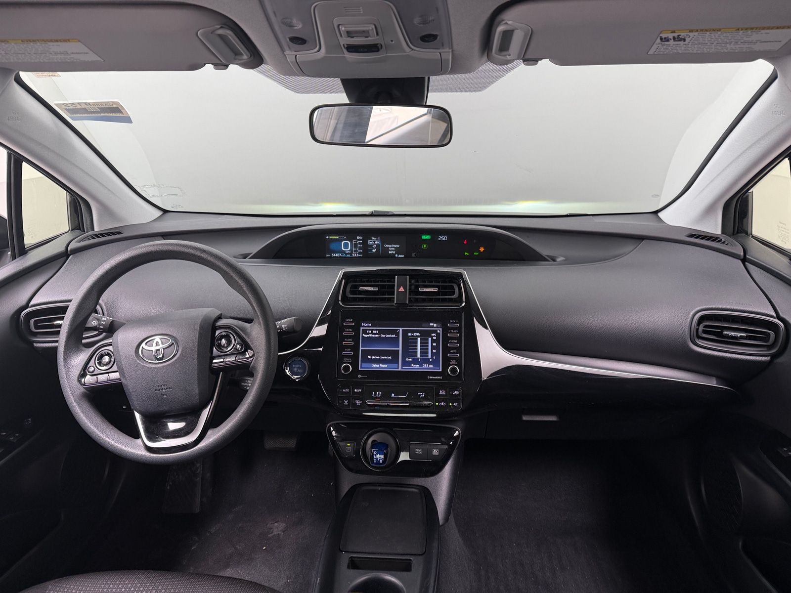 Thumbnail: 2022 Toyota Prius - 3