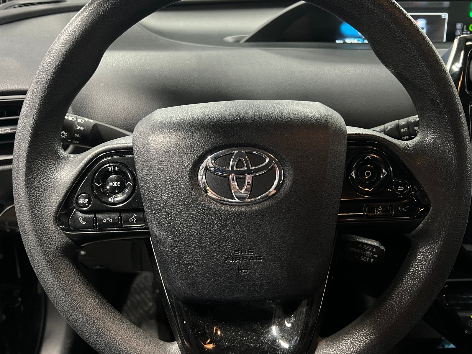 Thumbnail: 2022 Toyota Prius - 5