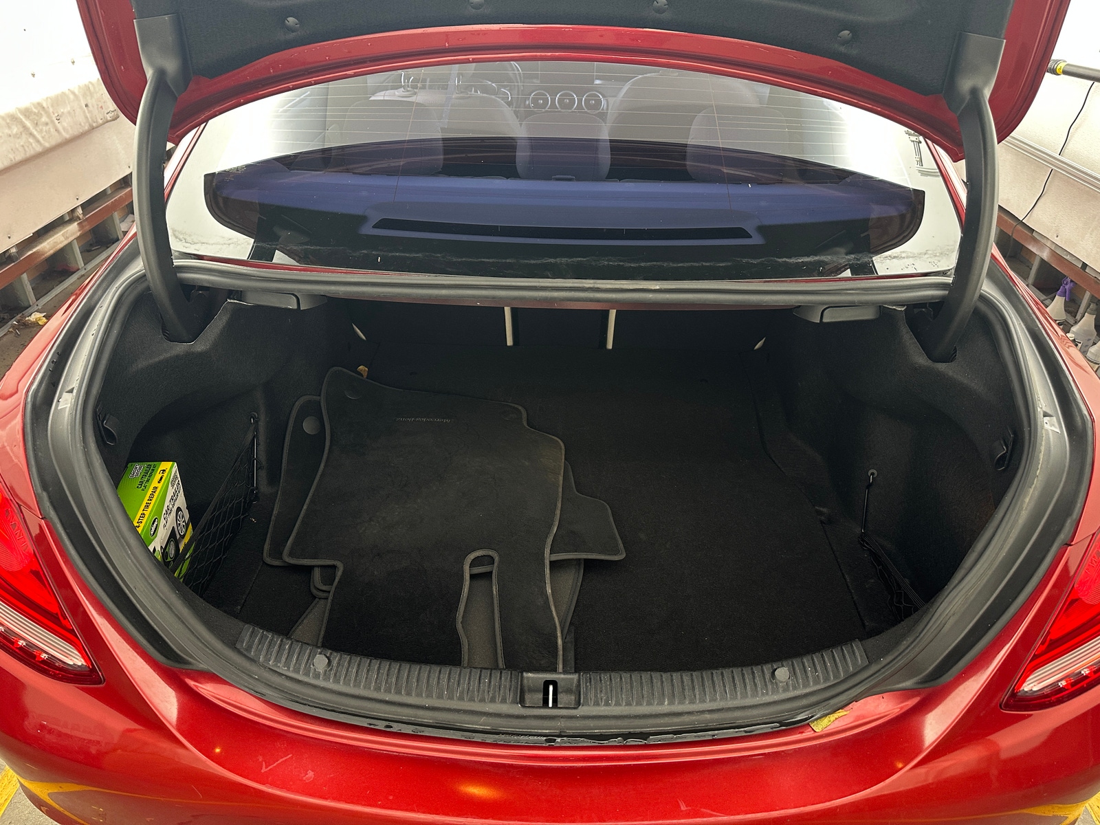 Thumbnail: 2016 Mercedes-Benz C-Class - 6