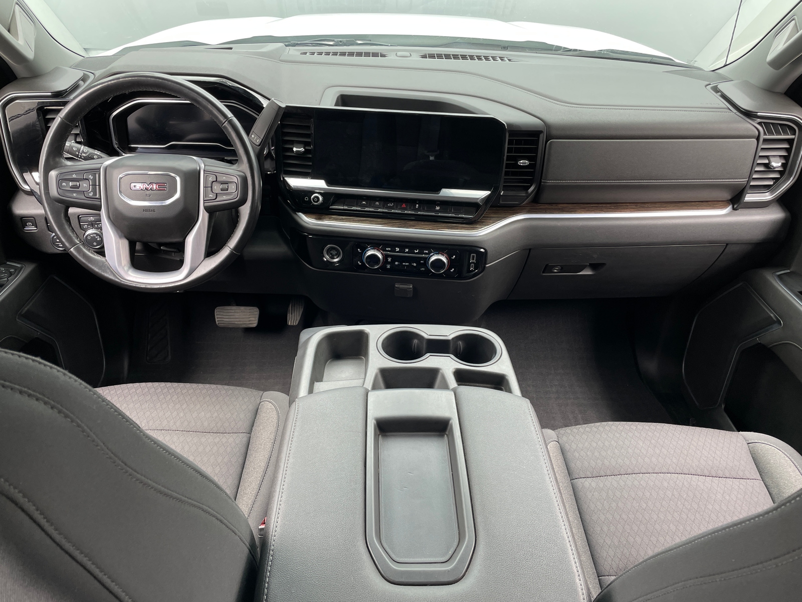 Thumbnail: 2022 GMC Sierra 1500 - 3