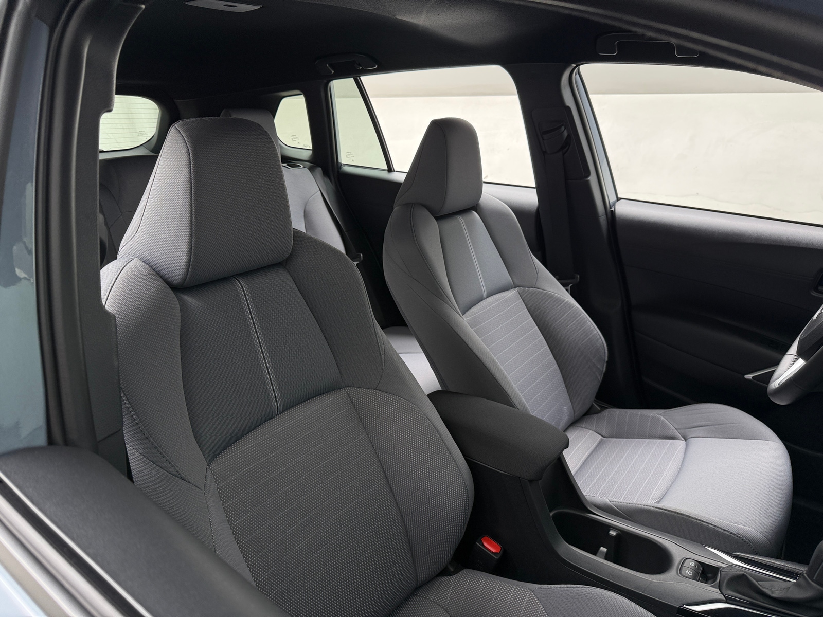 Thumbnail: 2024 Toyota Corolla Cross - 2