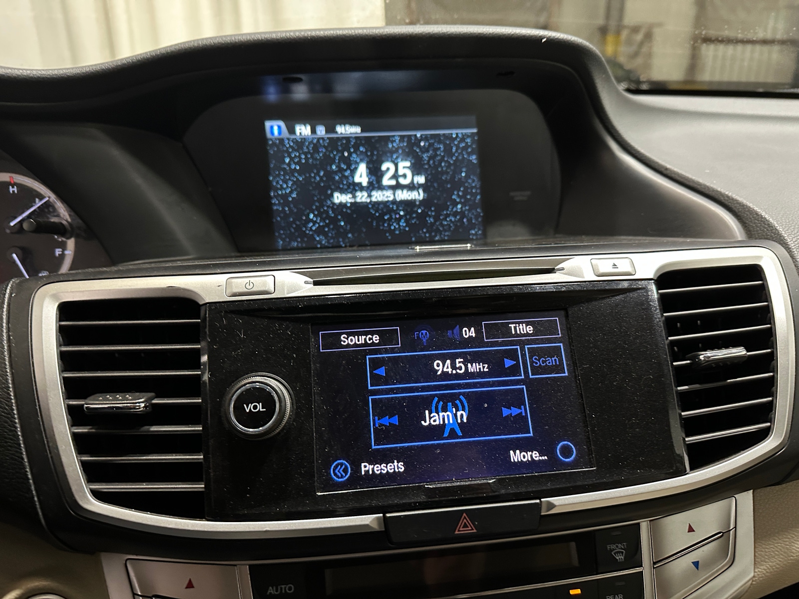 Thumbnail: 2015 Honda Accord - 3