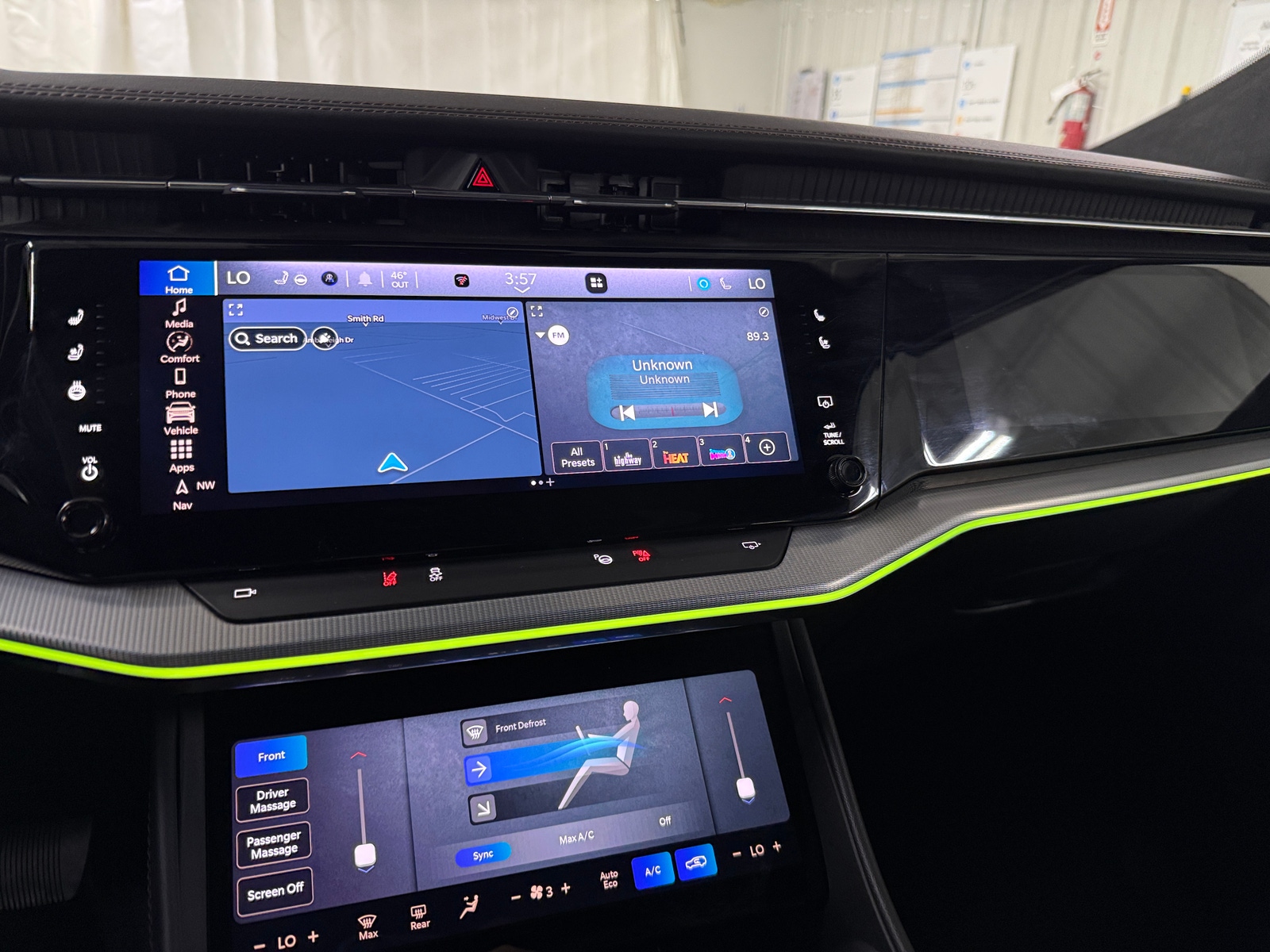 Thumbnail: 2024 Jeep Wagoneer S - 3