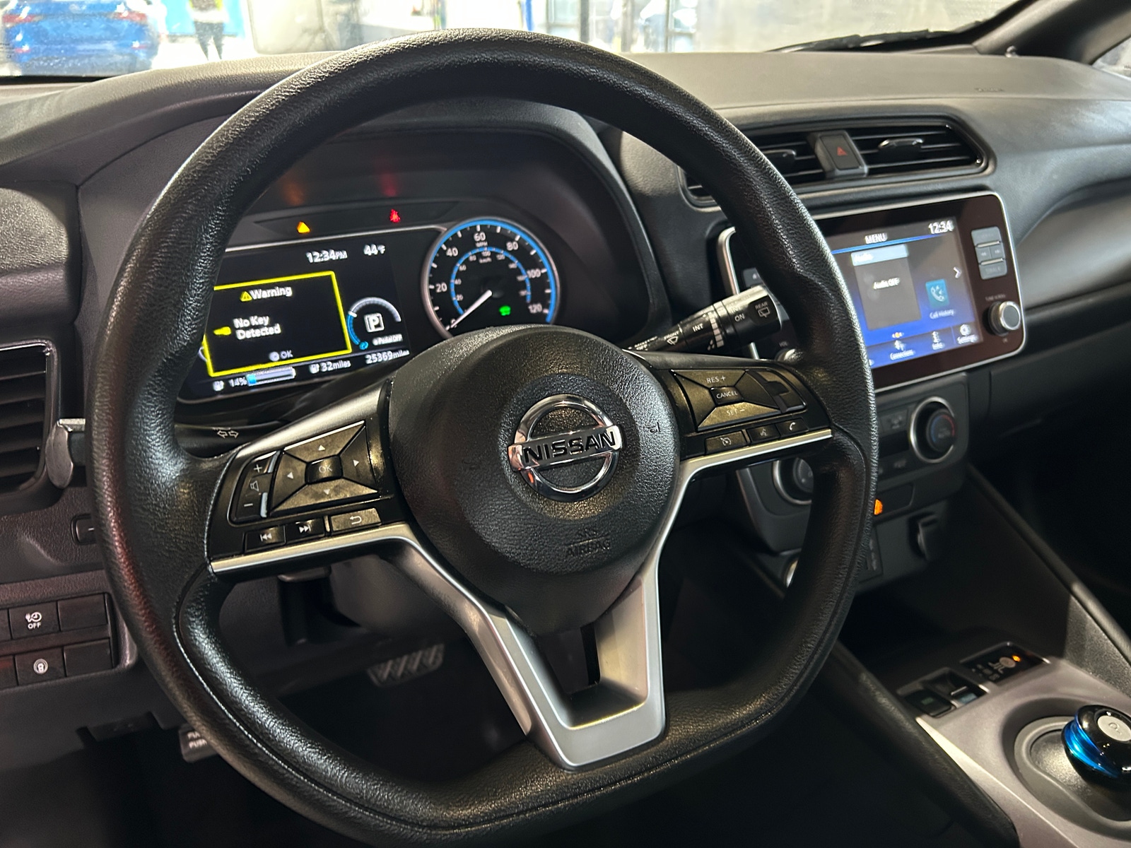 Thumbnail: 2022 Nissan Leaf - 5