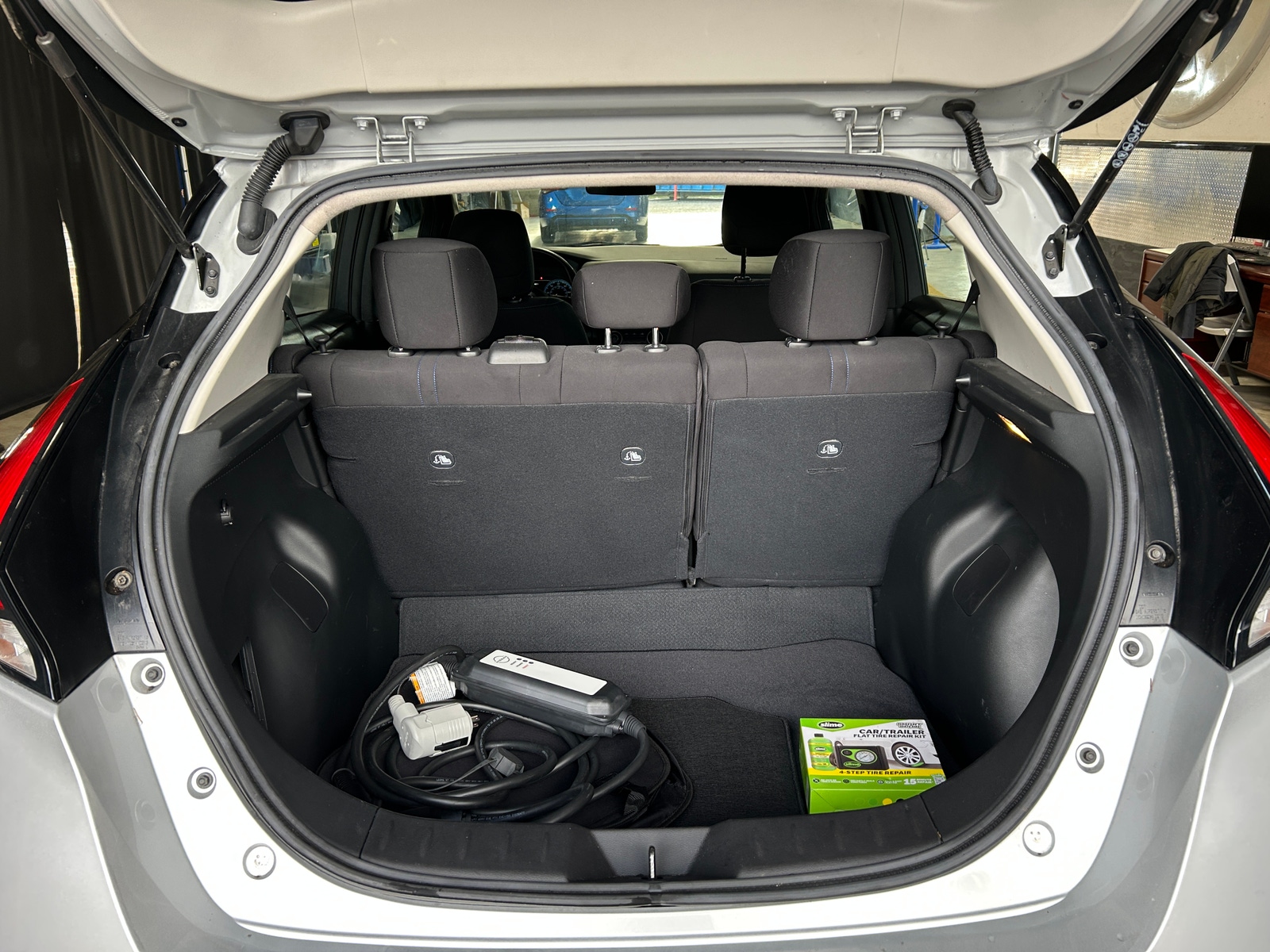 Thumbnail: 2022 Nissan Leaf - 7