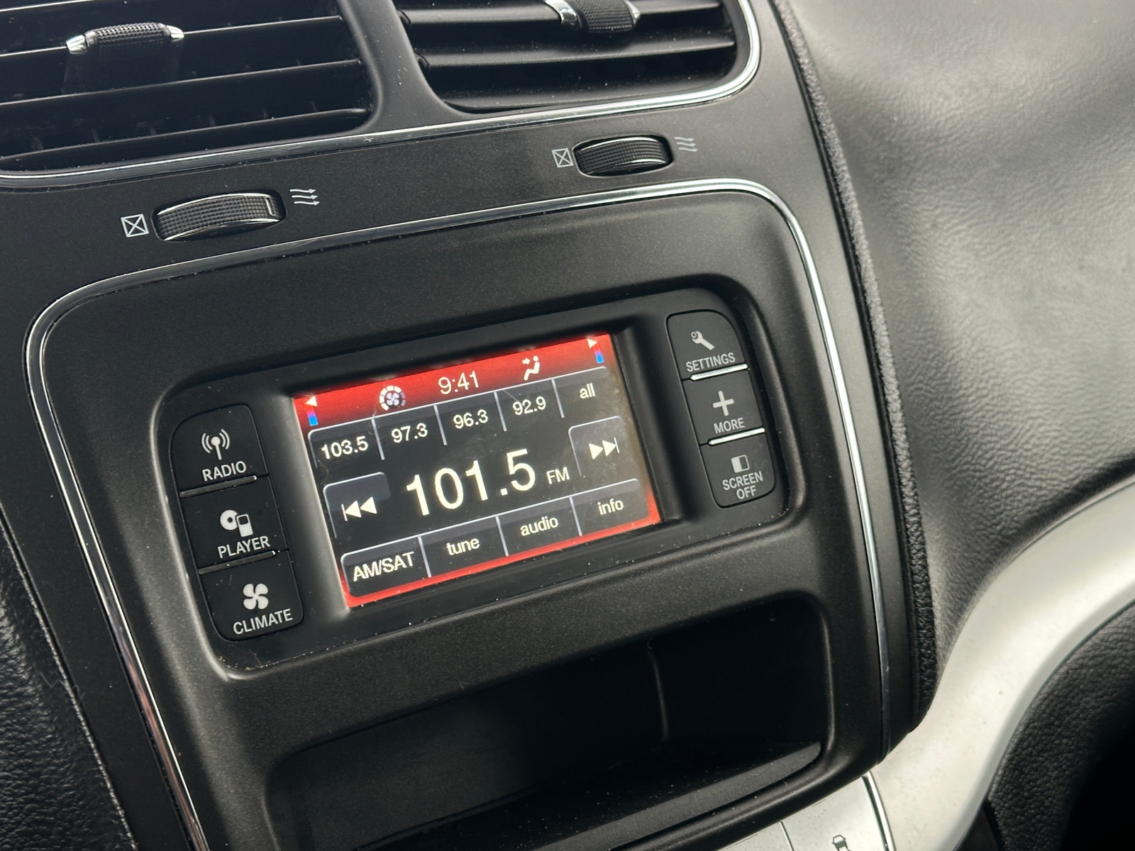 Thumbnail: 2018 Dodge Journey - 4