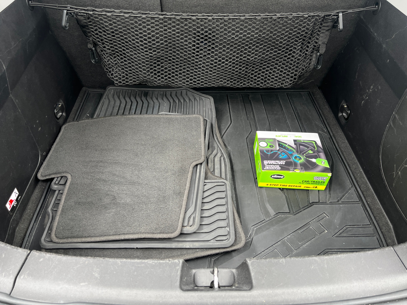 Thumbnail: 2017 Chevrolet Volt - 7