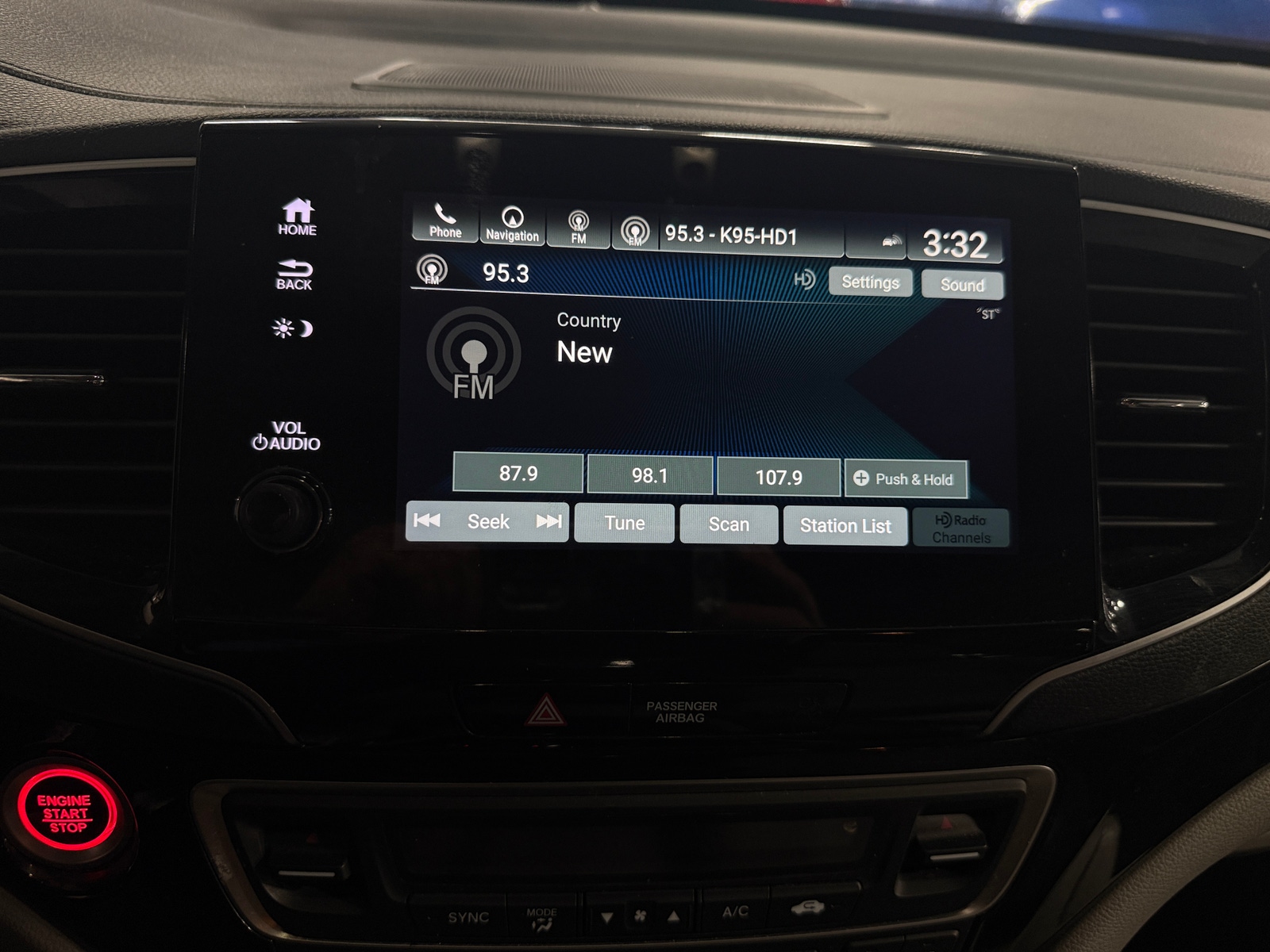 Thumbnail: 2020 Honda Pilot - 3