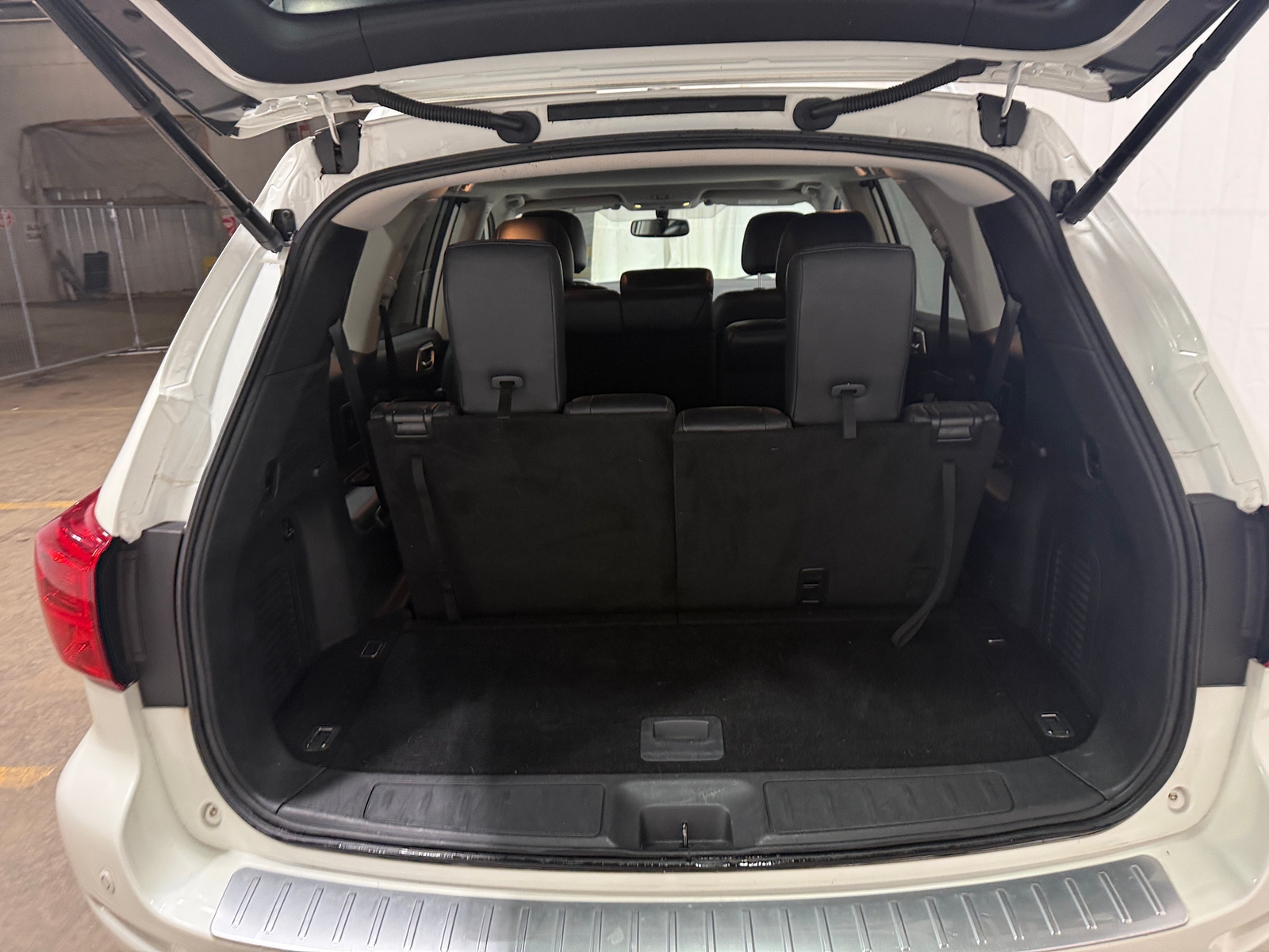 Thumbnail: 2018 Nissan Pathfinder - 7