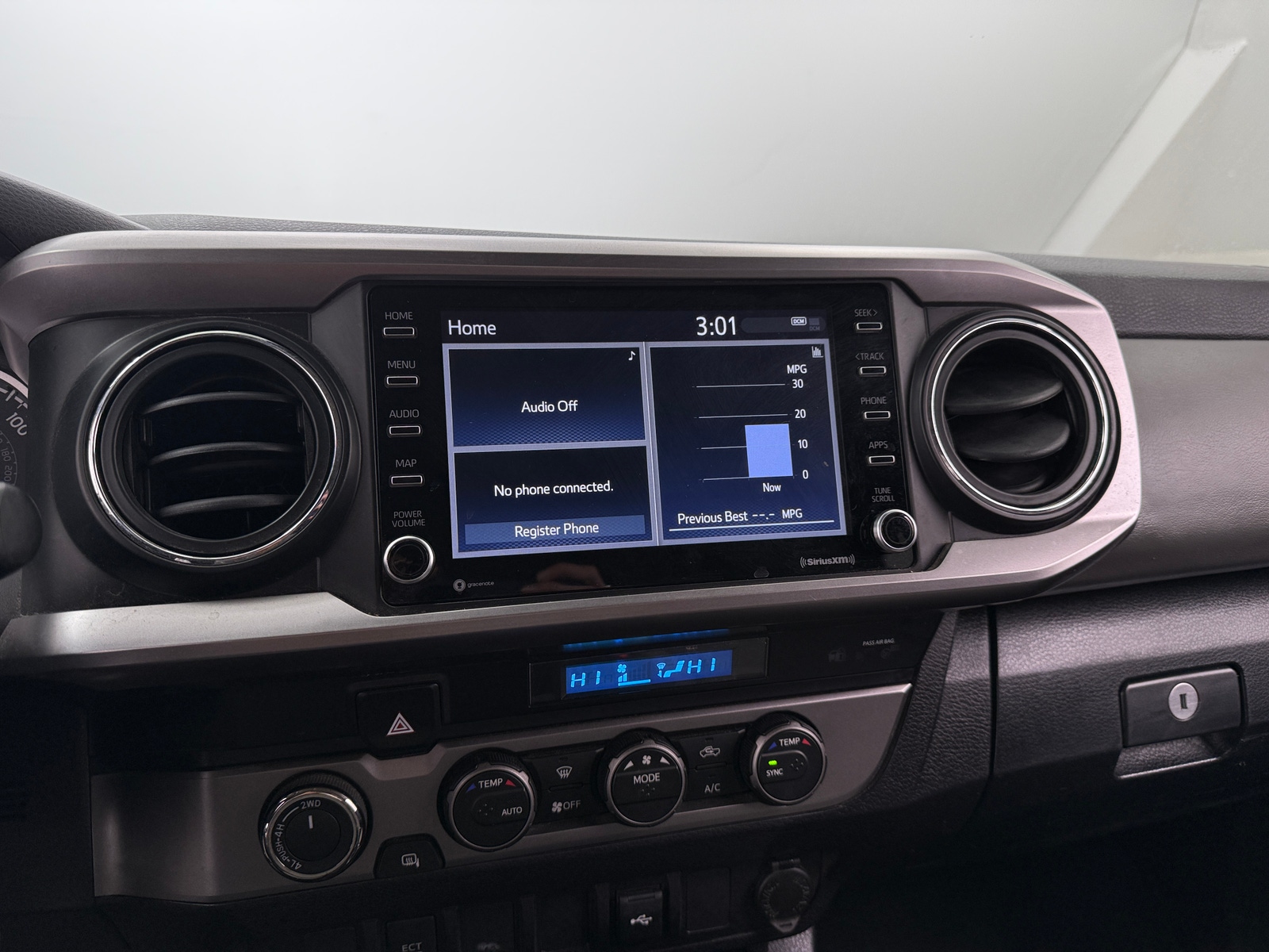 Thumbnail: 2022 Toyota Tacoma - 4