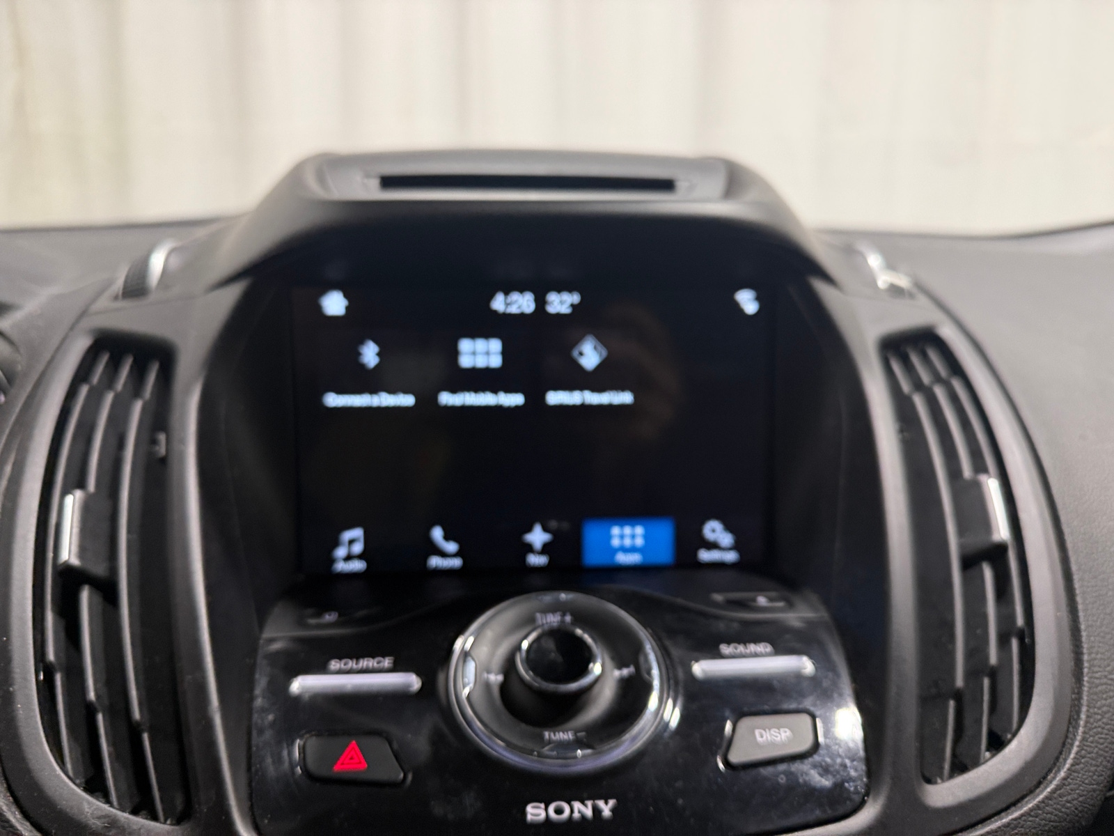 Thumbnail: 2018 Ford Escape - 3