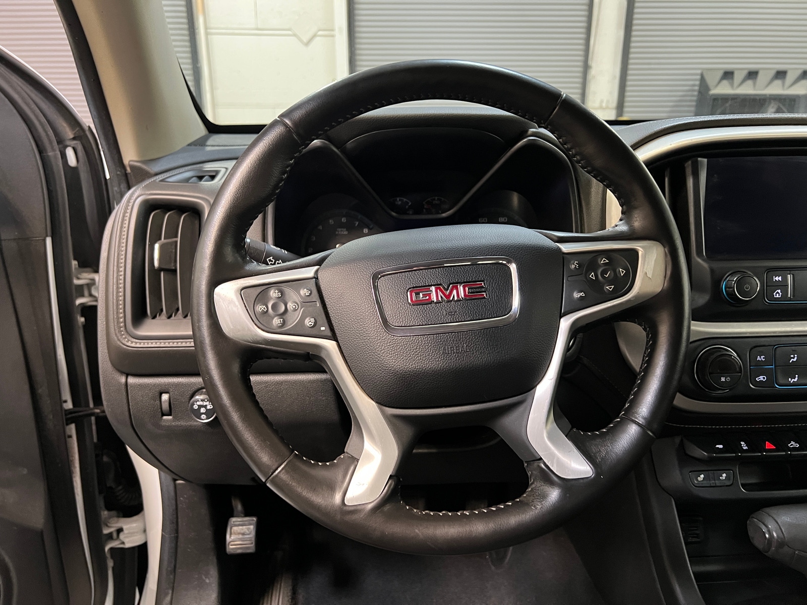 Thumbnail: 2019 GMC Canyon - 4