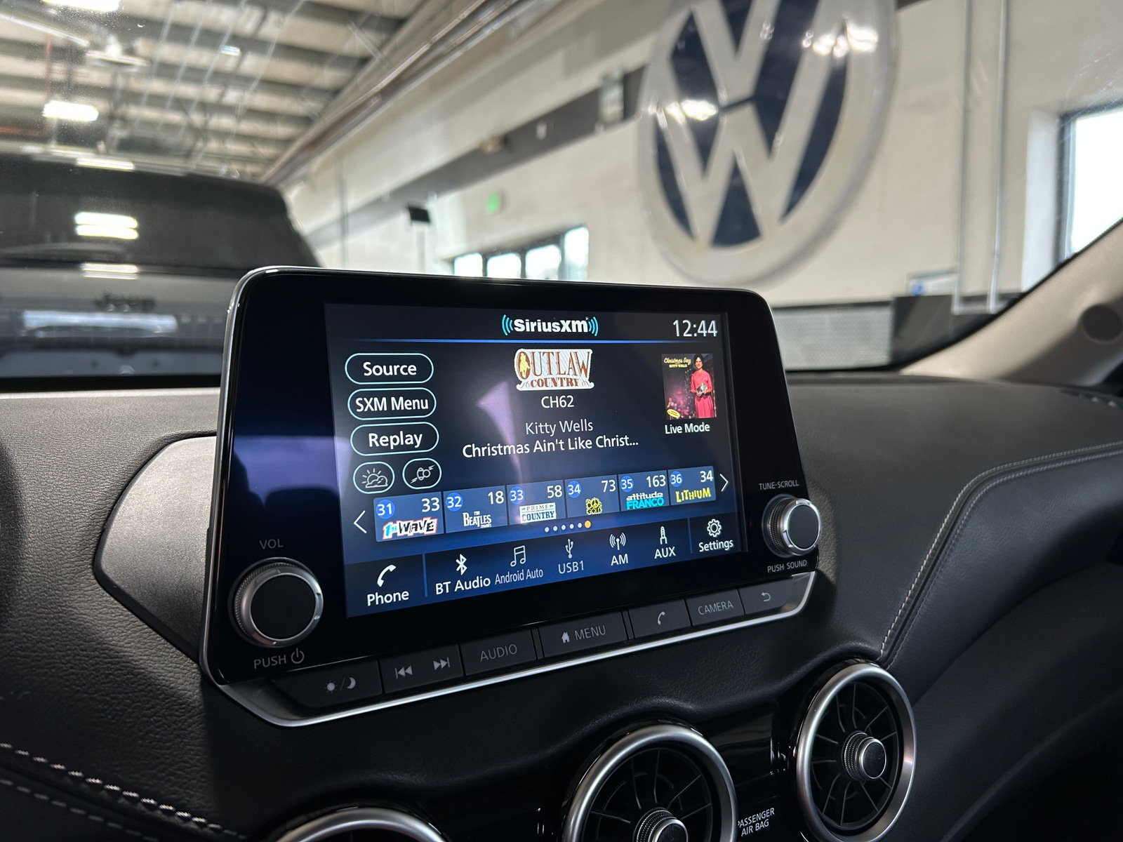 Thumbnail: 2024 Nissan Sentra - 4