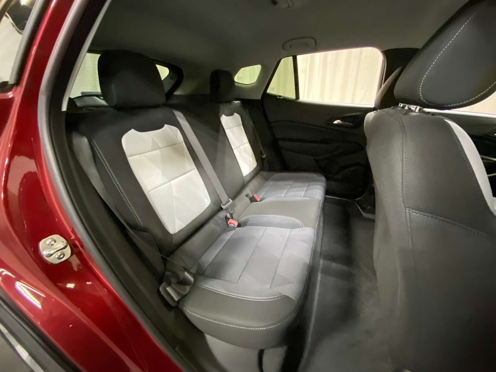 Thumbnail: 2025 Chevrolet Trax - 6