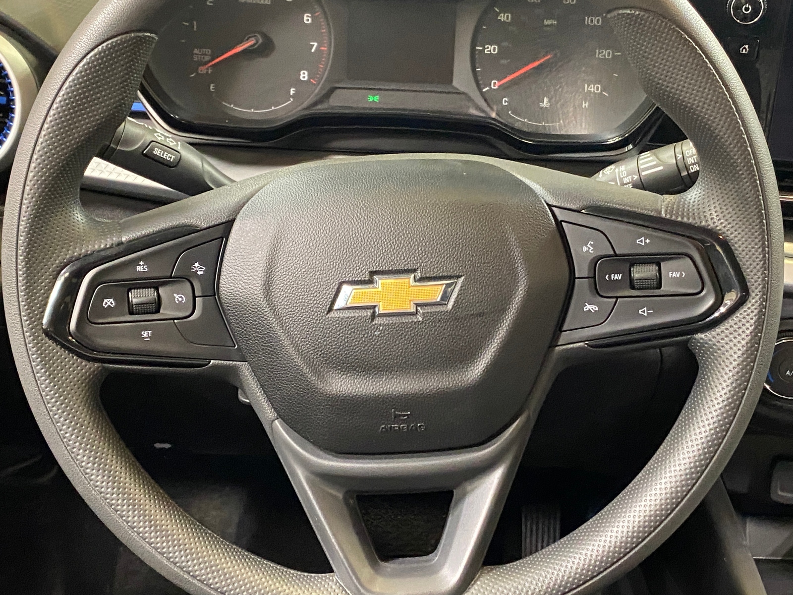 Thumbnail: 2025 Chevrolet Trax - 5