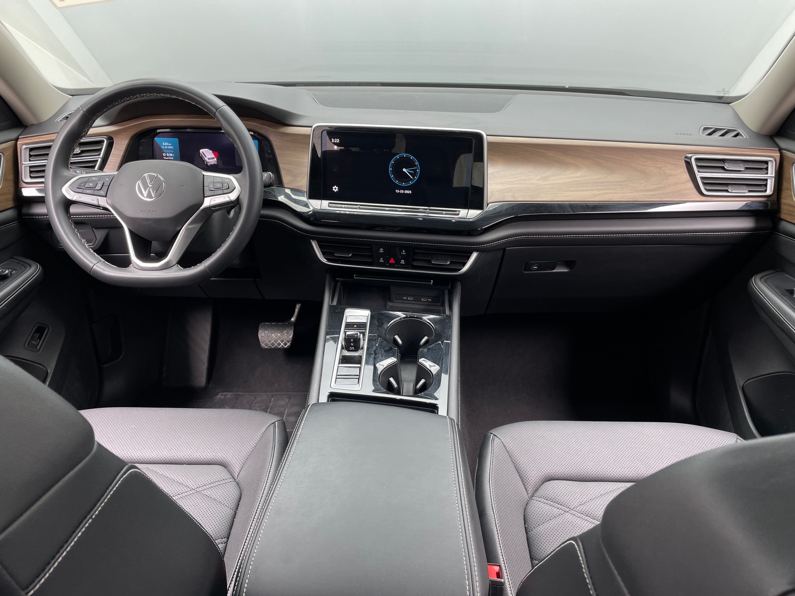 Thumbnail: 2024 Volkswagen Atlas - 2