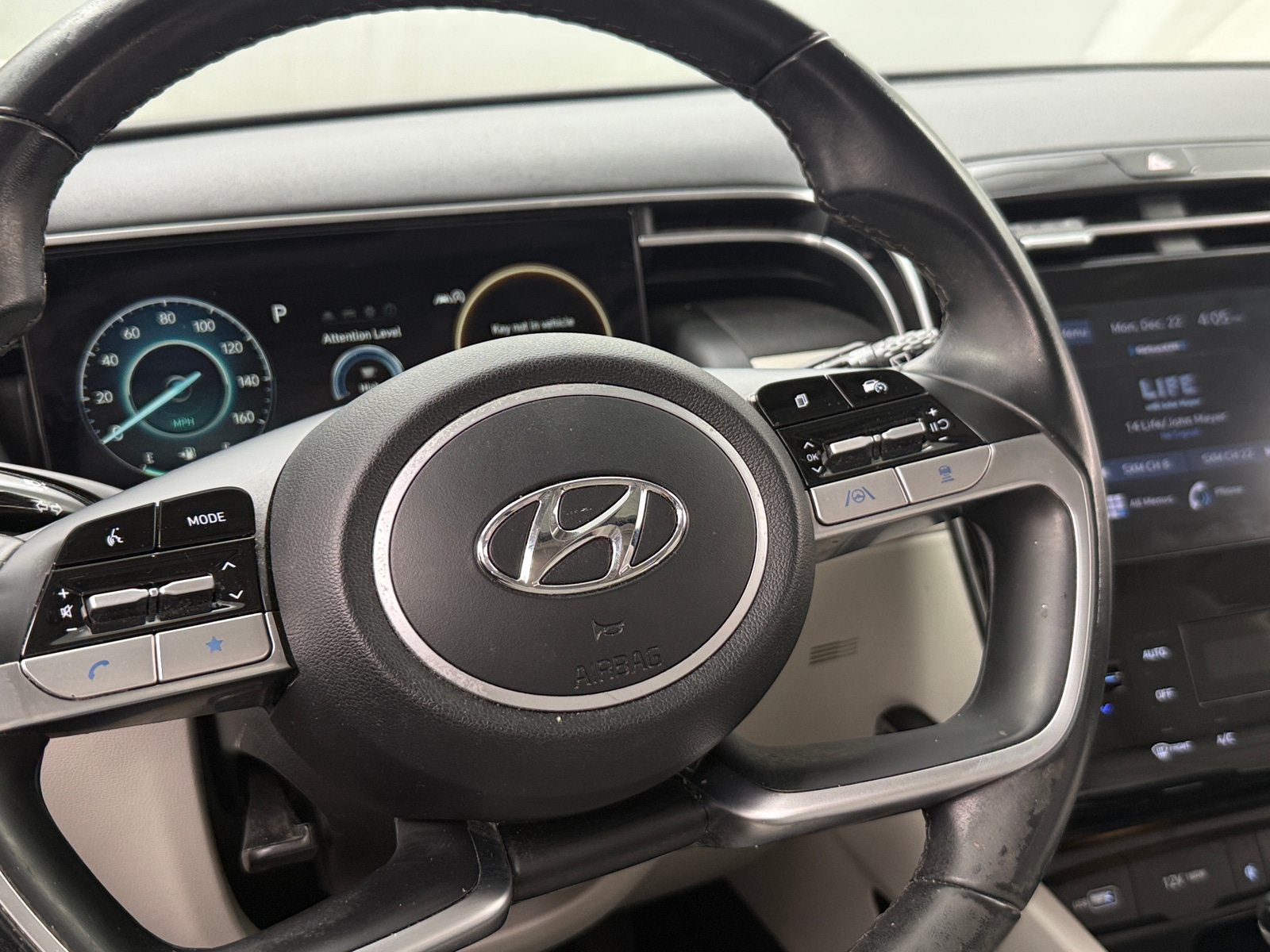 Thumbnail: 2022 Hyundai Tucson - 4