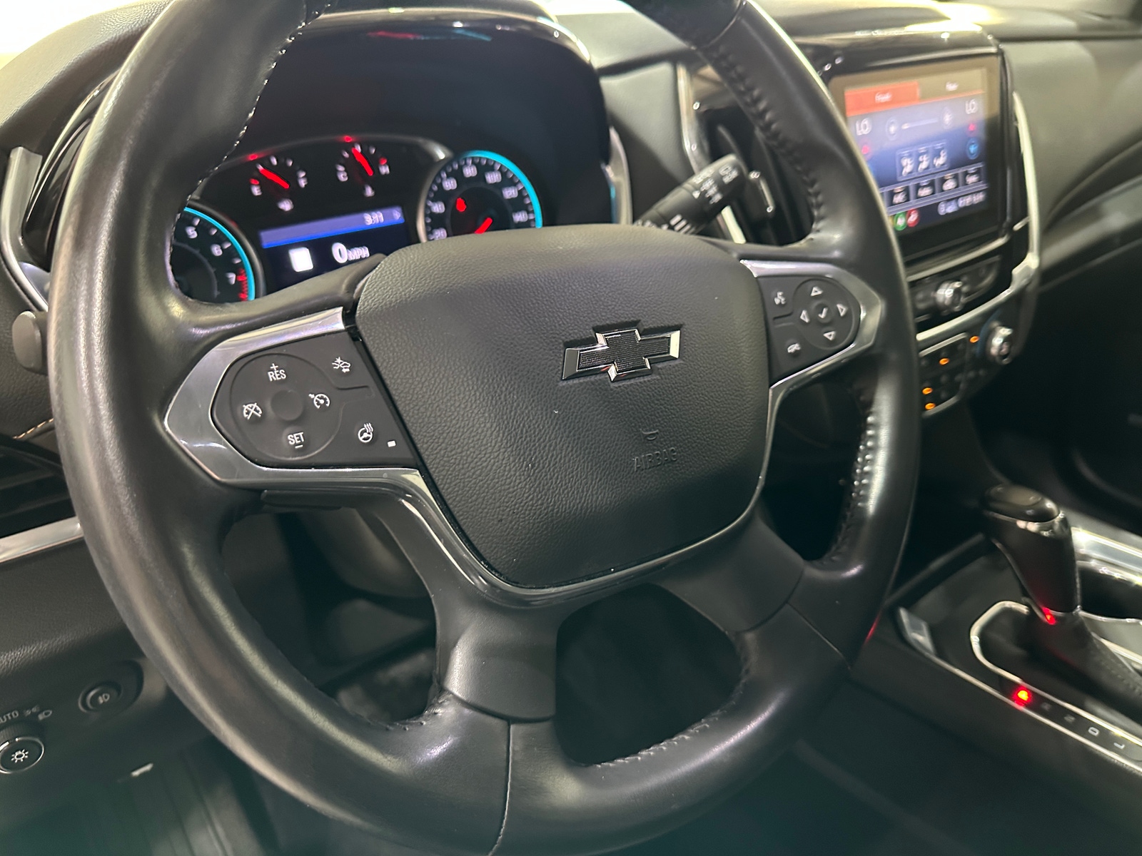 Thumbnail: 2020 Chevrolet Traverse - 4