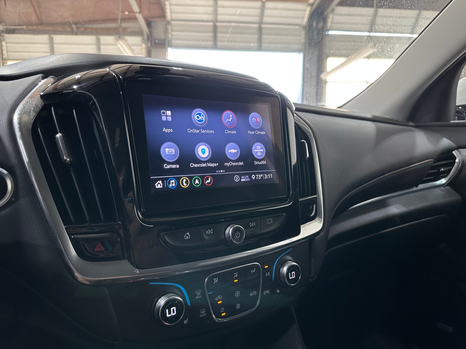 Thumbnail: 2020 Chevrolet Traverse - 3