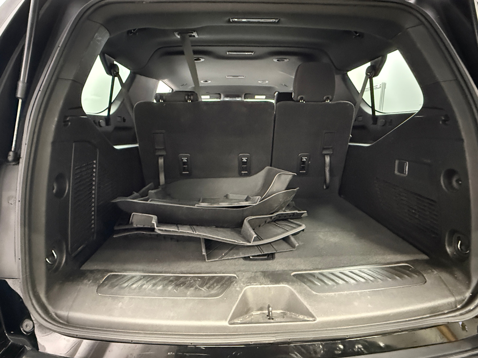 Thumbnail: 2023 Chevrolet Suburban - 7