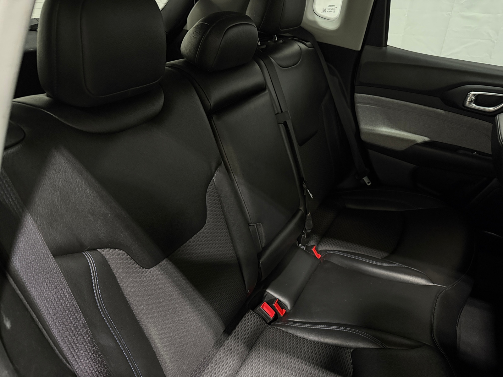 Thumbnail: 2022 Jeep Compass - 6