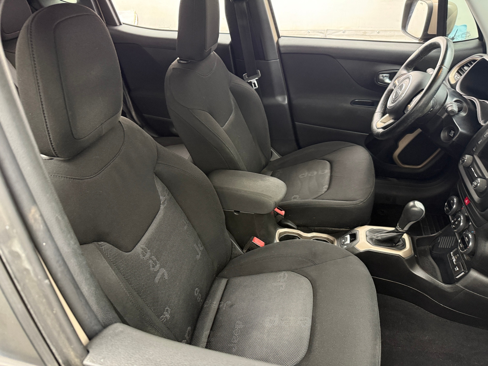 Thumbnail: 2016 Jeep Renegade - 2