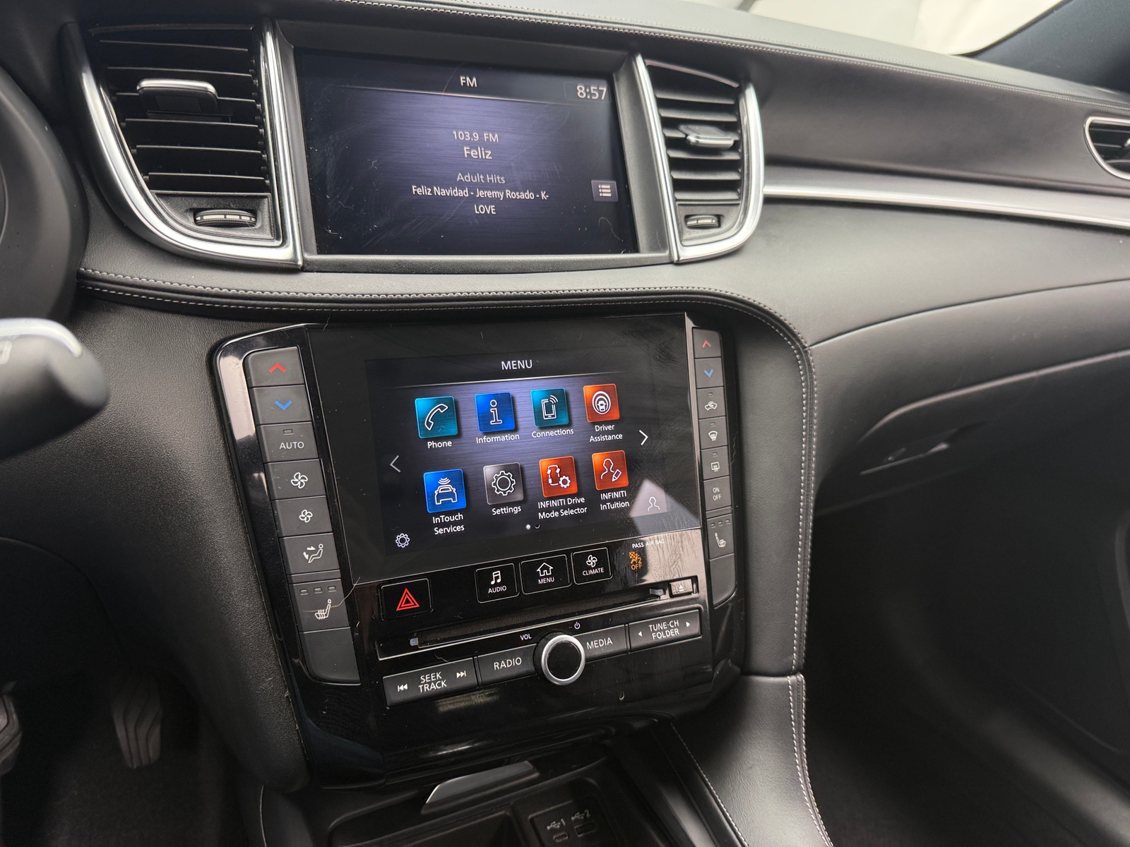 Thumbnail: 2021 INFINITI QX50 - 3