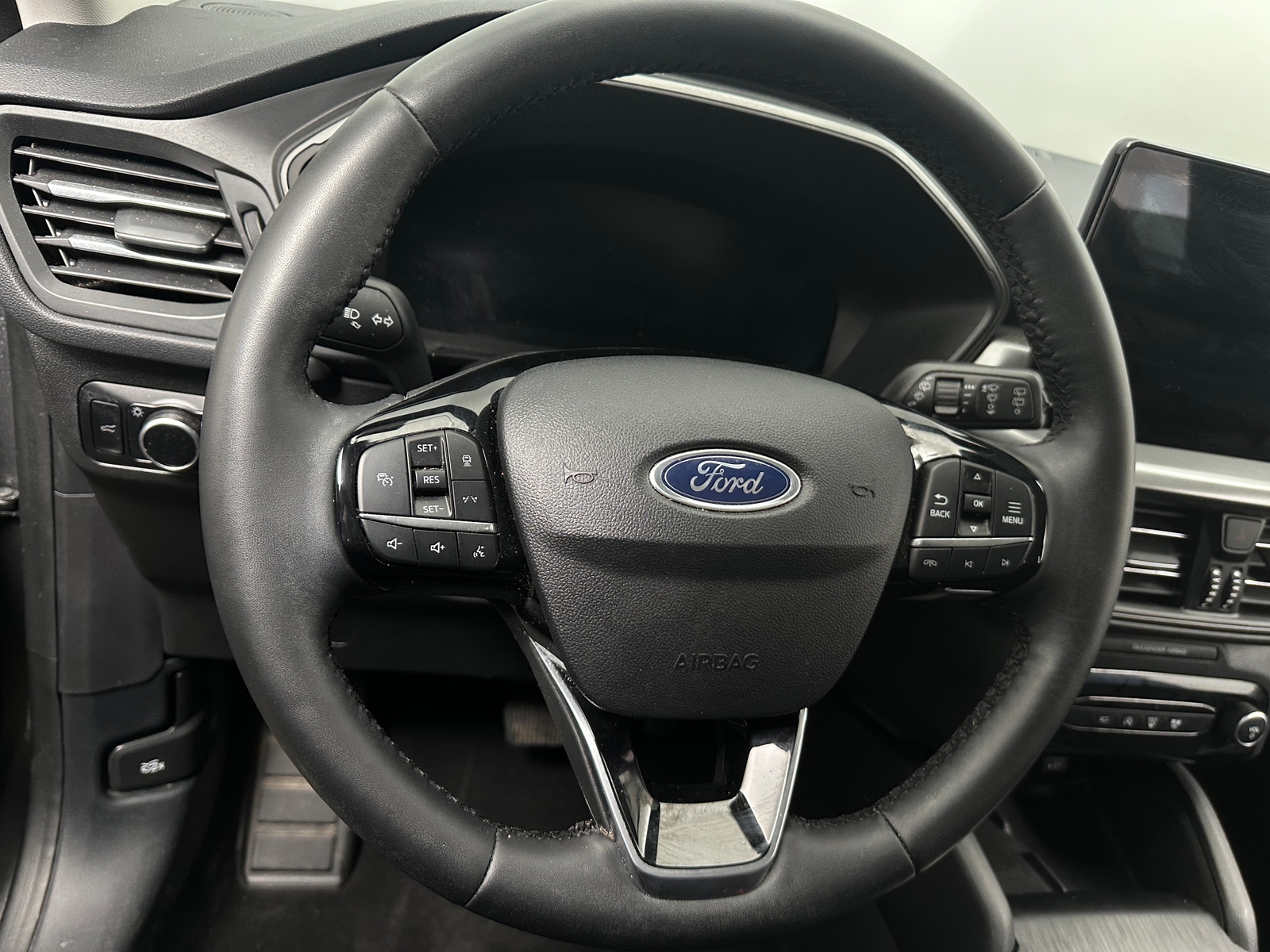 Thumbnail: 2024 Ford Escape - 5