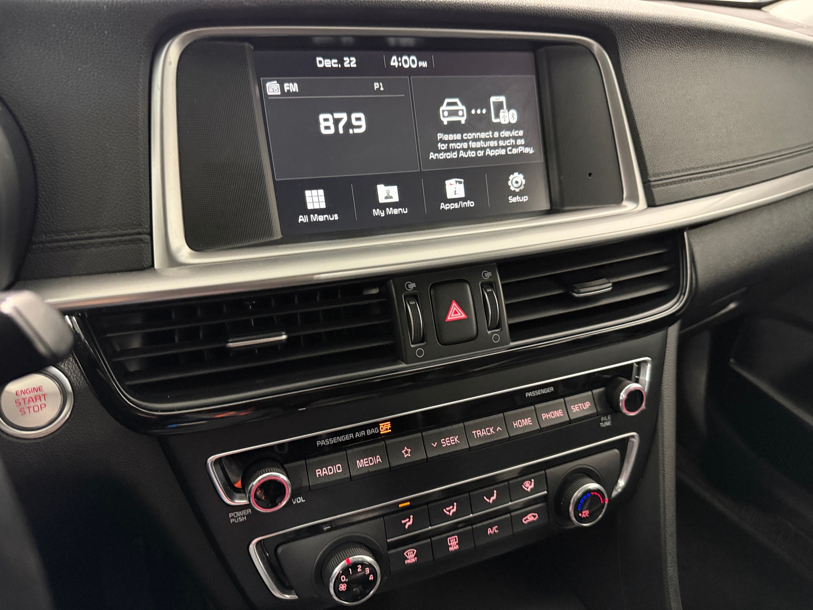 Thumbnail: 2020 Kia Optima - 3