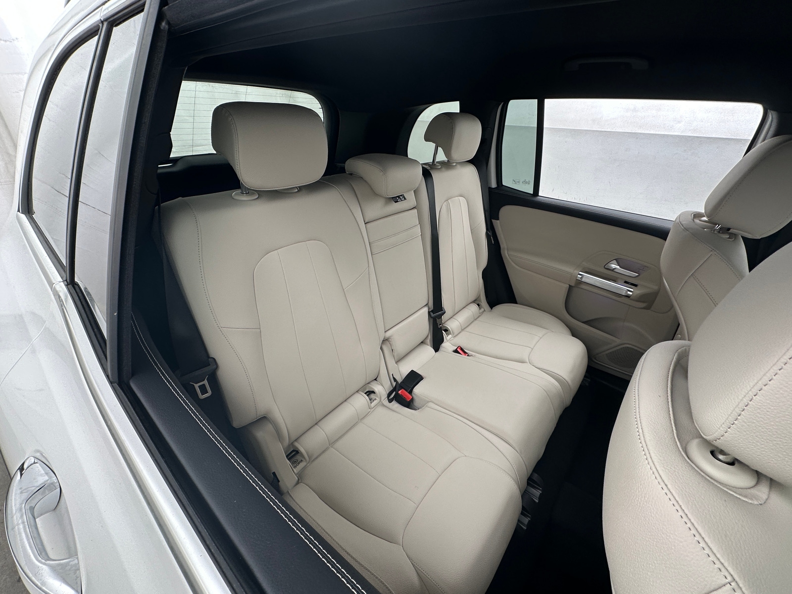 Thumbnail: 2025 Mercedes-Benz GLB - 5