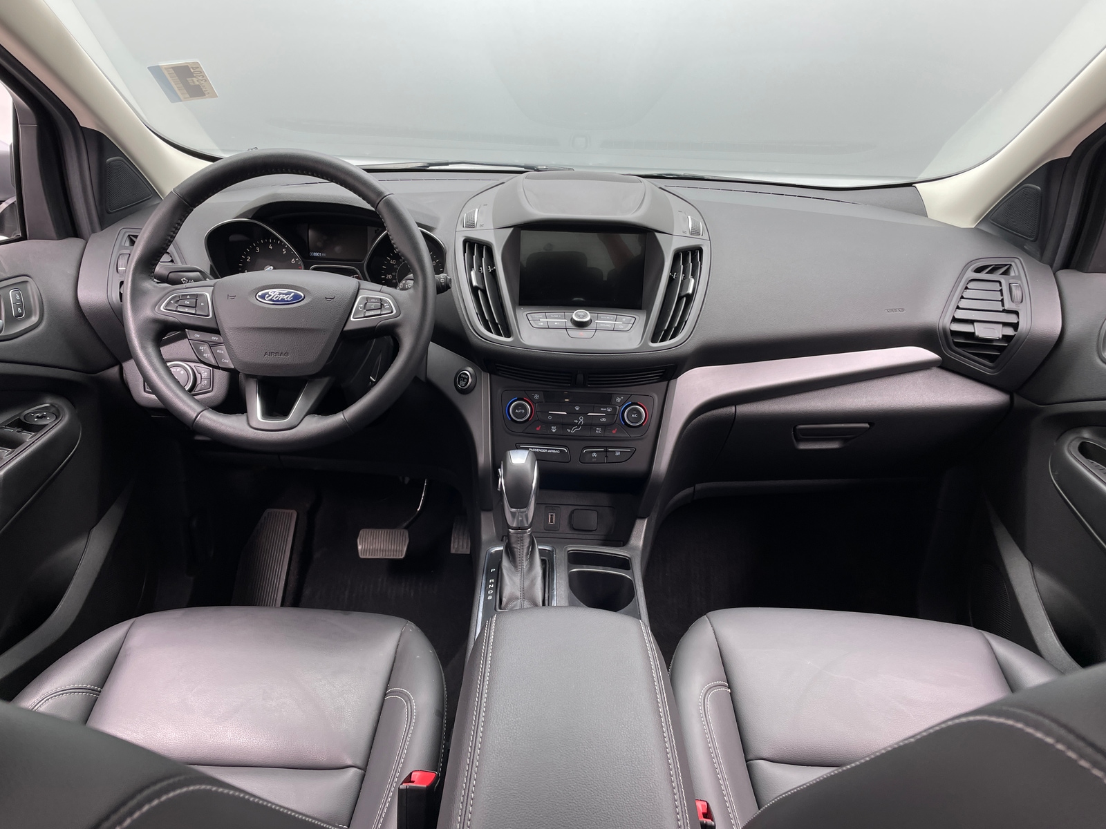 Thumbnail: 2019 Ford Escape - 3