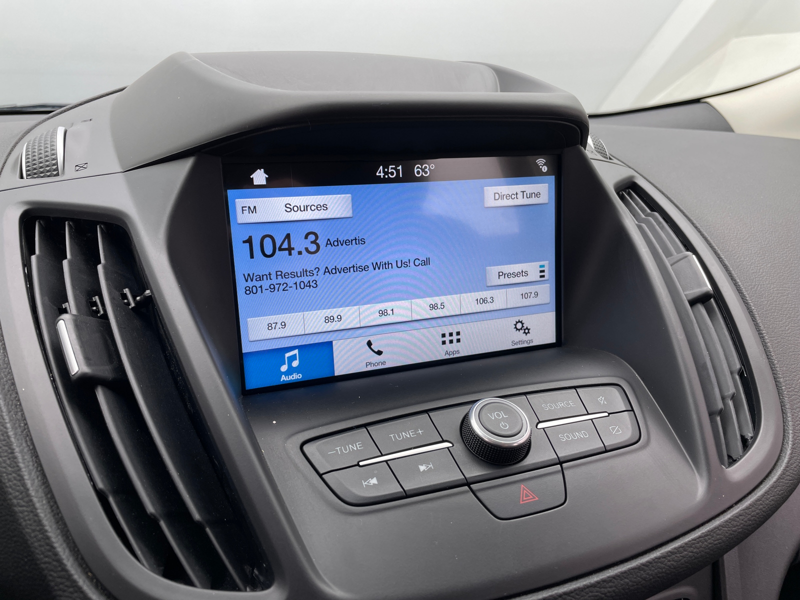 Thumbnail: 2019 Ford Escape - 4