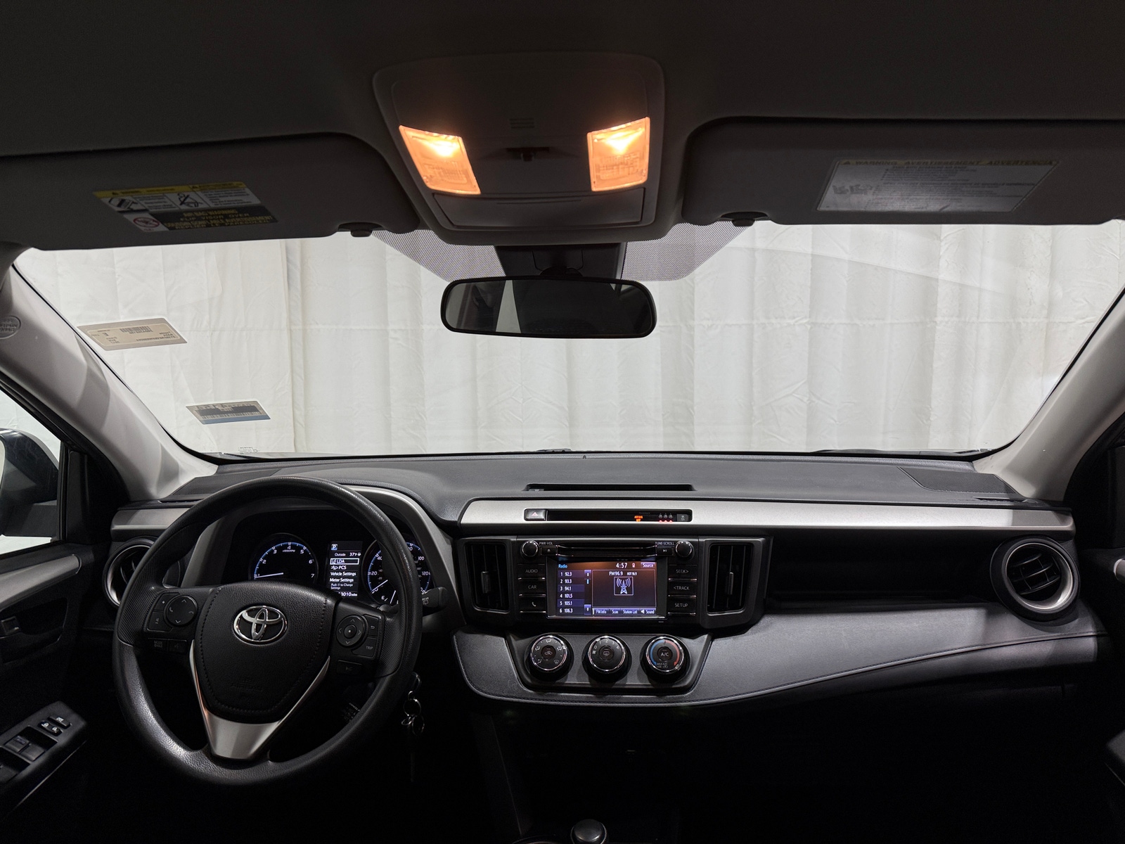 Thumbnail: 2017 Toyota RAV4 - 3