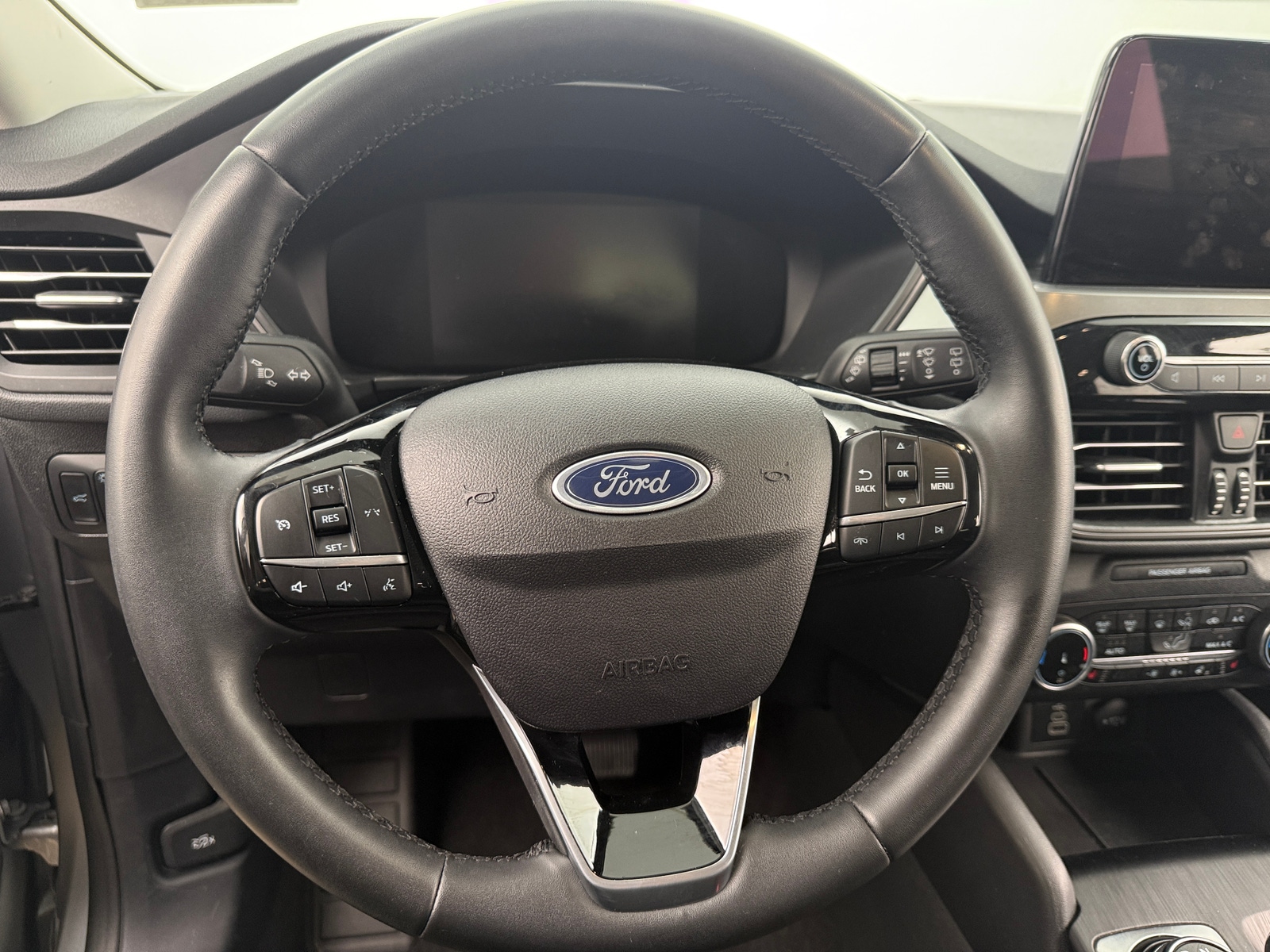 Thumbnail: 2024 Ford Escape - 5