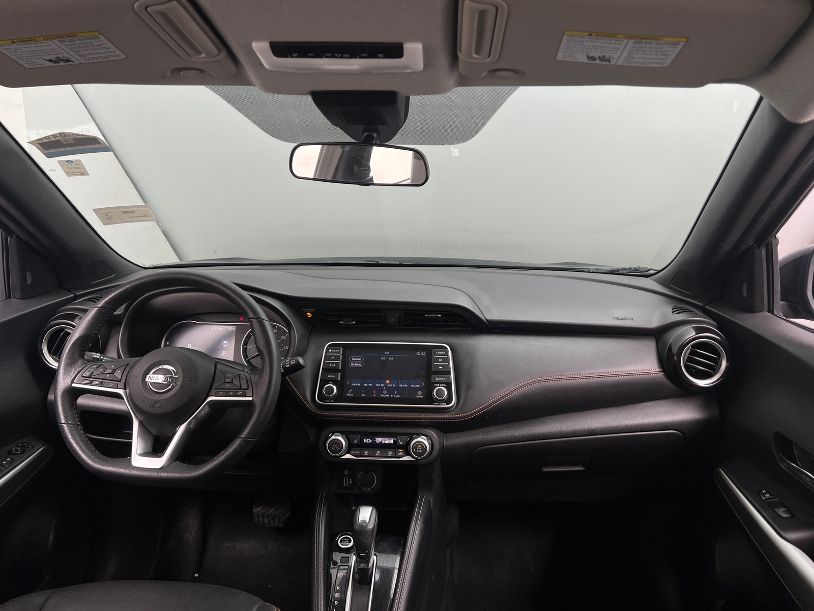 Thumbnail: 2020 Nissan Kicks - 2