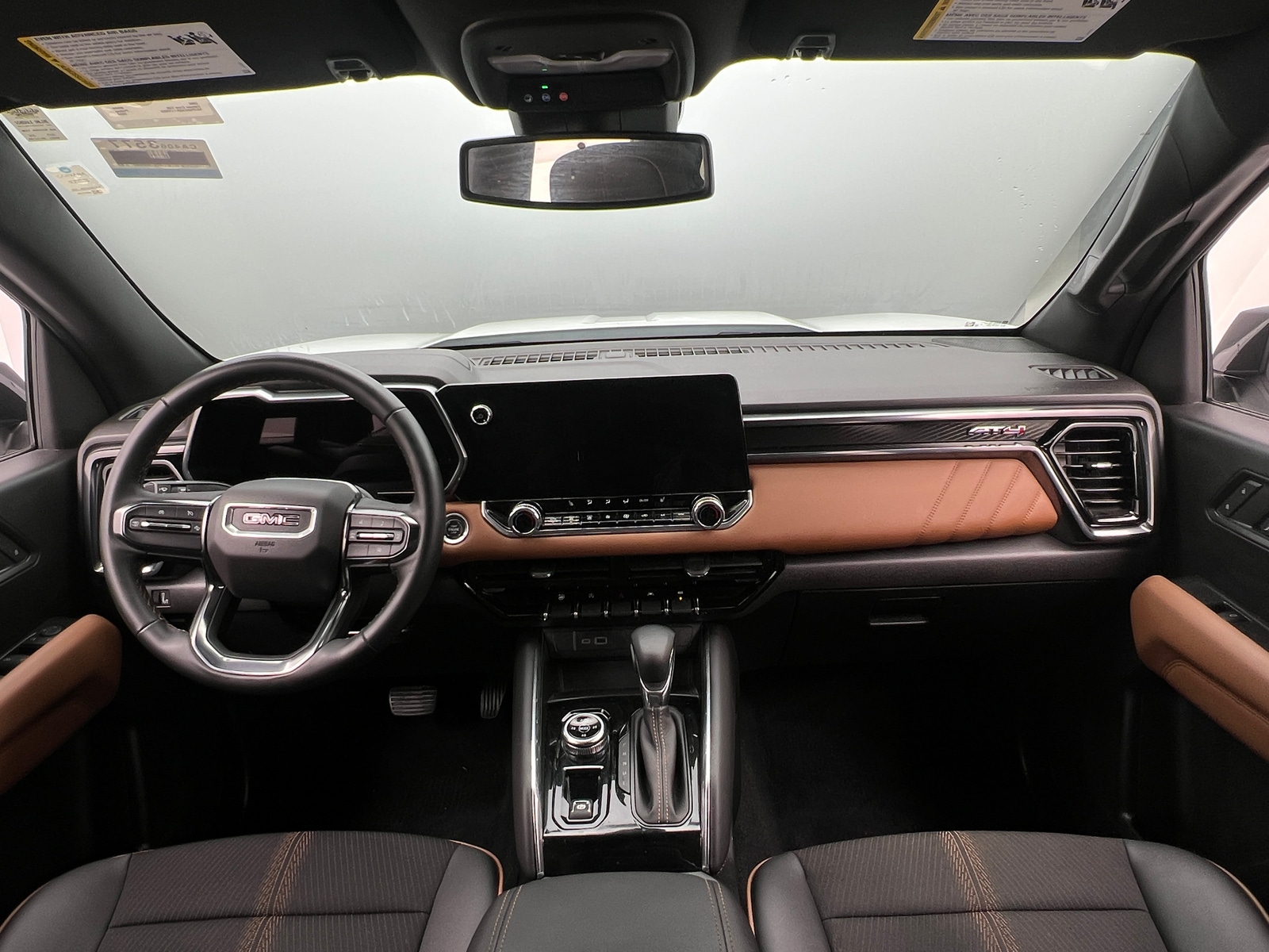 Thumbnail: 2024 GMC Canyon - 3