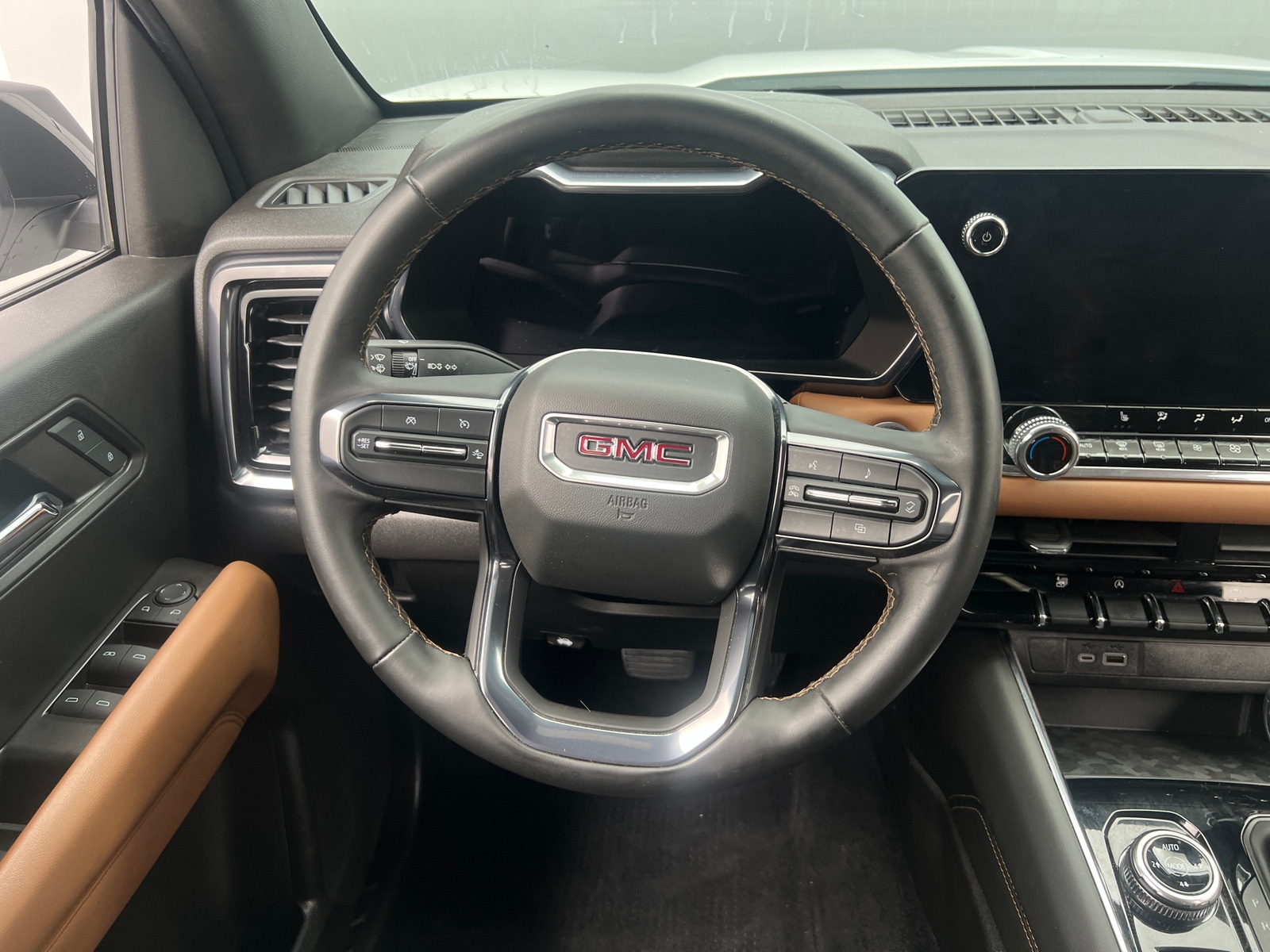 Thumbnail: 2024 GMC Canyon - 5