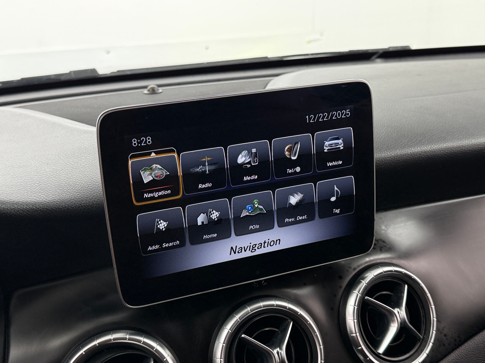 Thumbnail: 2019 Mercedes-Benz CLA - 2