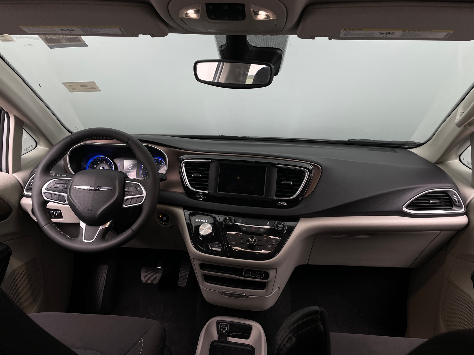 Thumbnail: 2024 Chrysler Voyager - 3