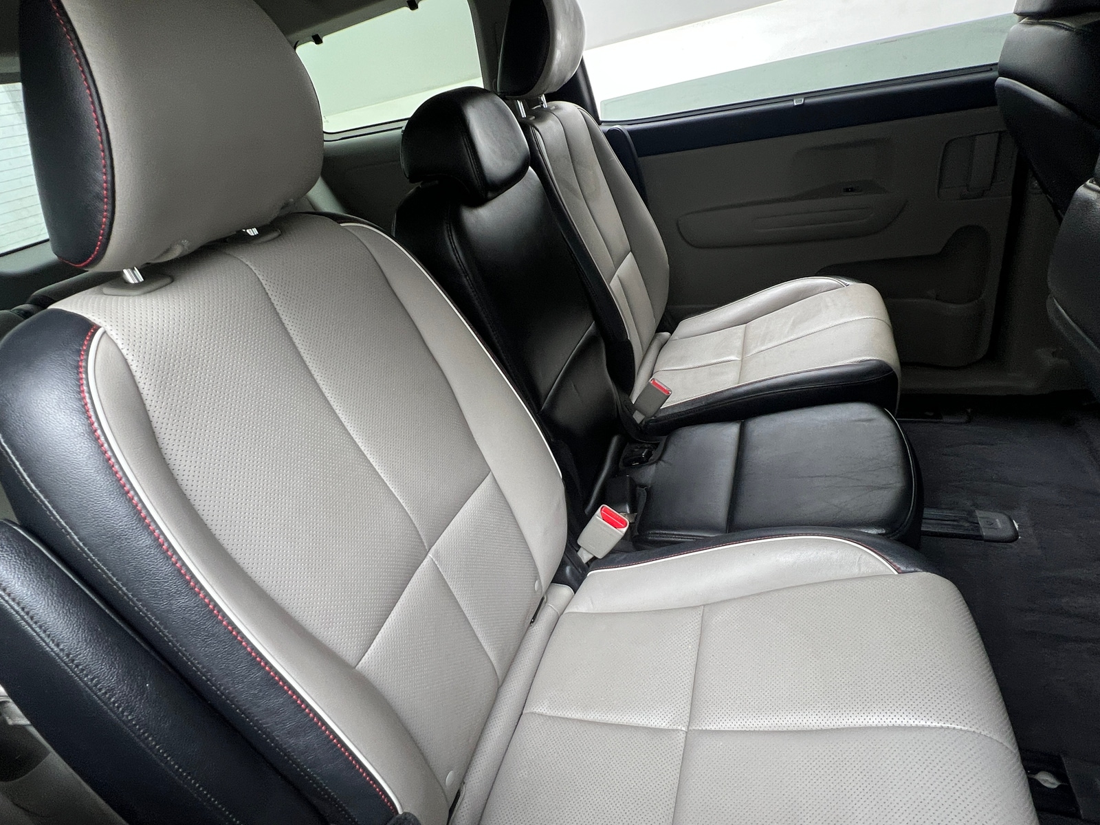 Thumbnail: 2019 Kia Sedona - 5