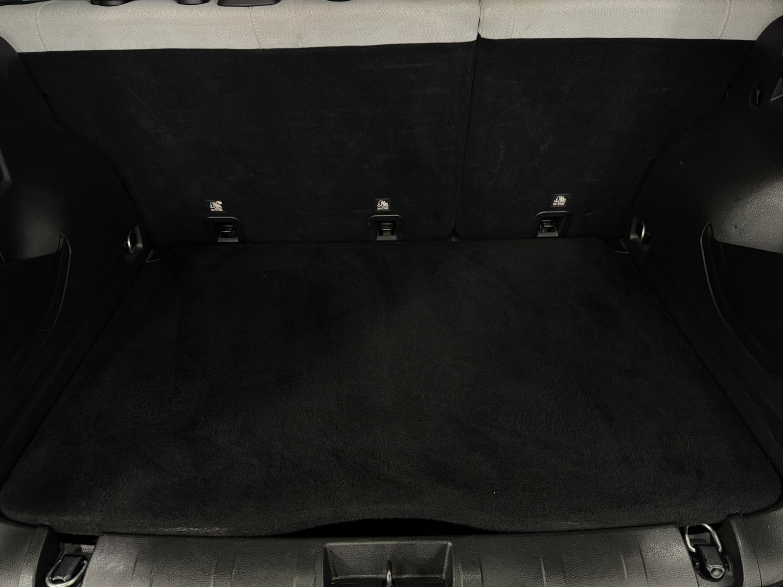 Thumbnail: 2021 Jeep Renegade - 7