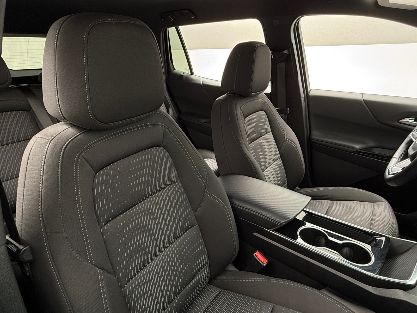 Thumbnail: 2025 Chevrolet Equinox - 2